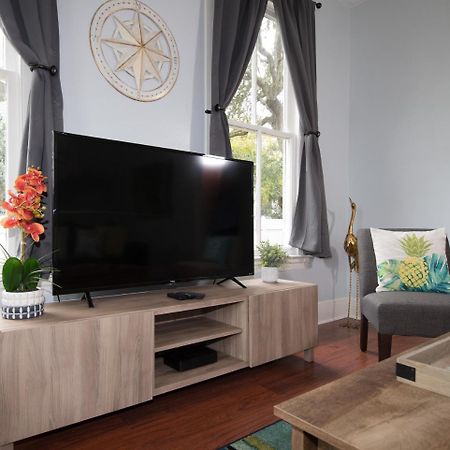 Beautiful Two-Story In Central Galveston, Short Walk To Beach, Near Downtown! | Seas The Breeze Villa Ngoại thất bức ảnh